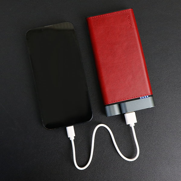 10000mAh 금속 전력 뱅크 가죽 마무리 특허 디자인 라이터 타입
